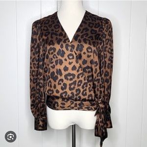 Banana republic silk wrap animal print top small worn 2x